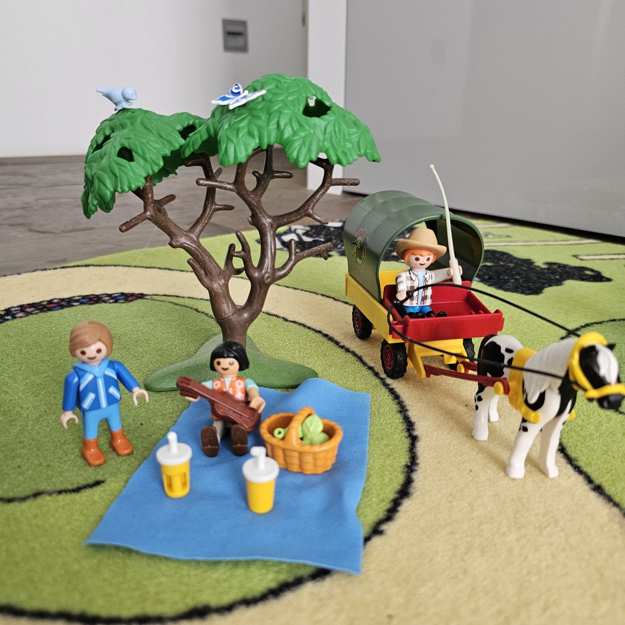 Playmobil pony manege springwedstrijd huifkar en meer