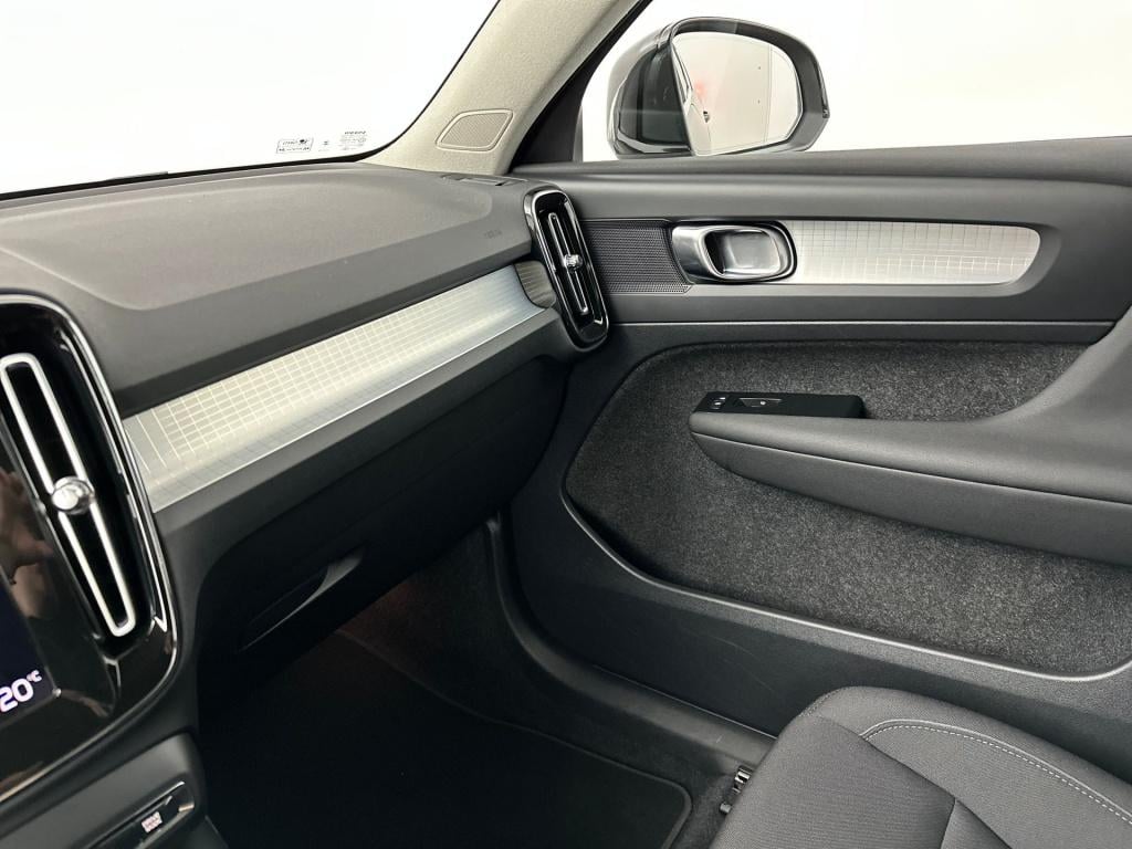 Volvo XC40 t4 211pk recharge inscription| camera| navi| trekhaak| pdc