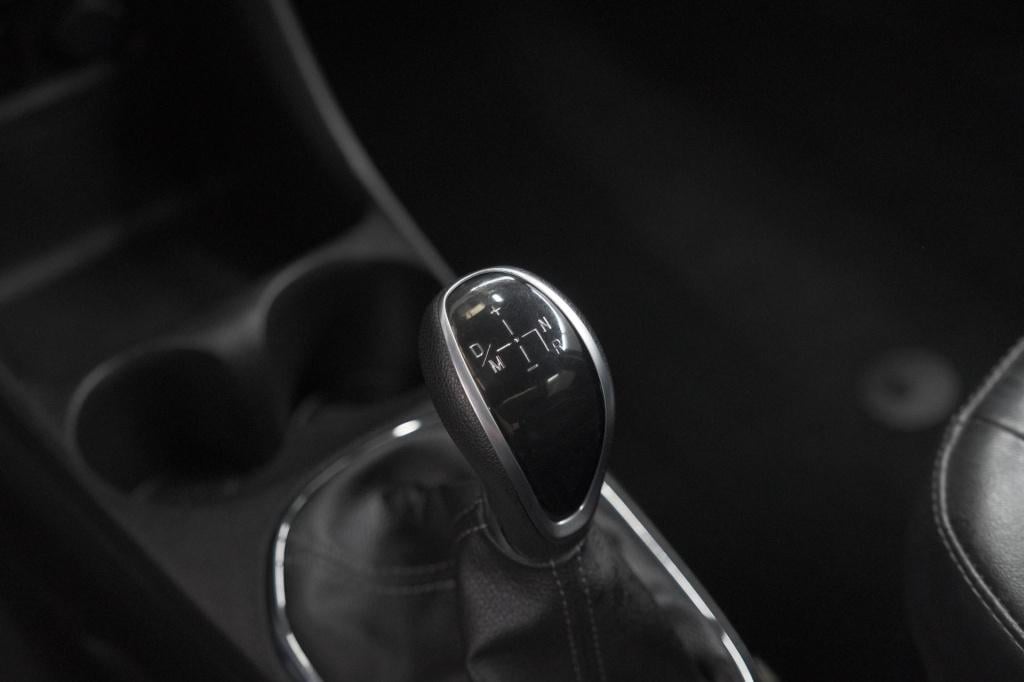 Opel Karl 1.0 ecoflex innovation | automaat | apple carplay | parkeersensor