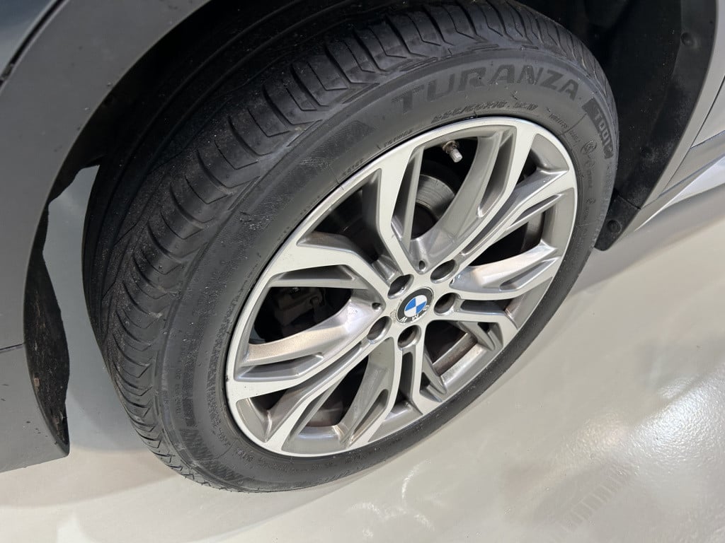 BMW X1 sdrive18i high executive