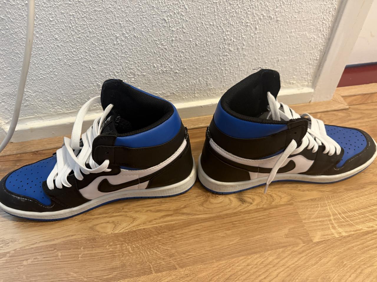 In nieuwe staat Nike Air schoenen
