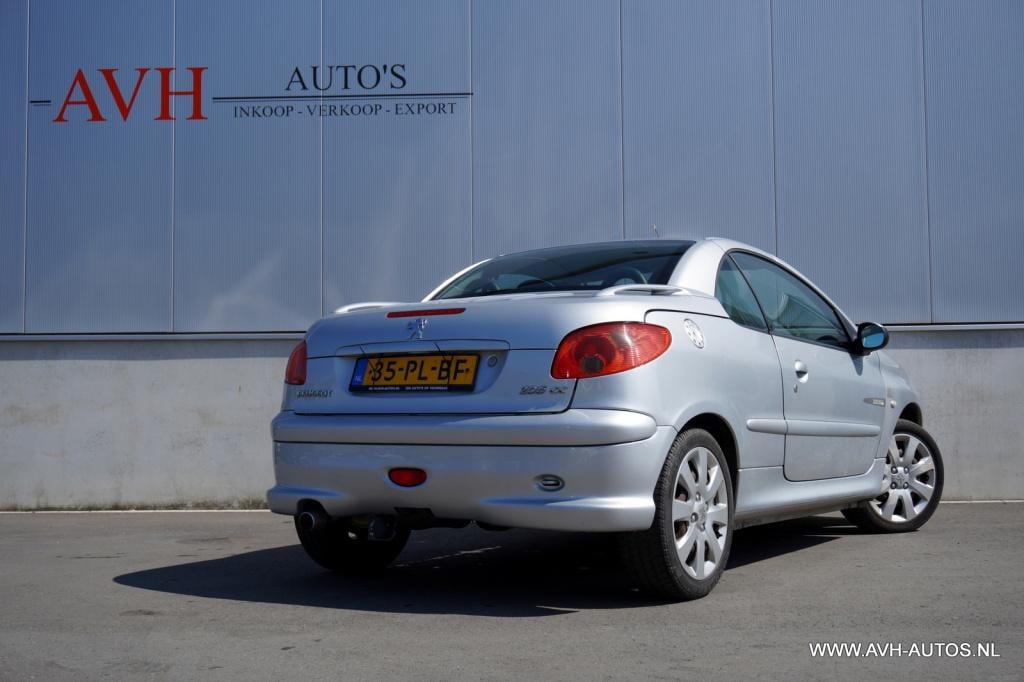 Peugeot 206 cc 1.6-16v quiksilver
