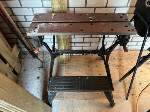 Verstelbare werkbank