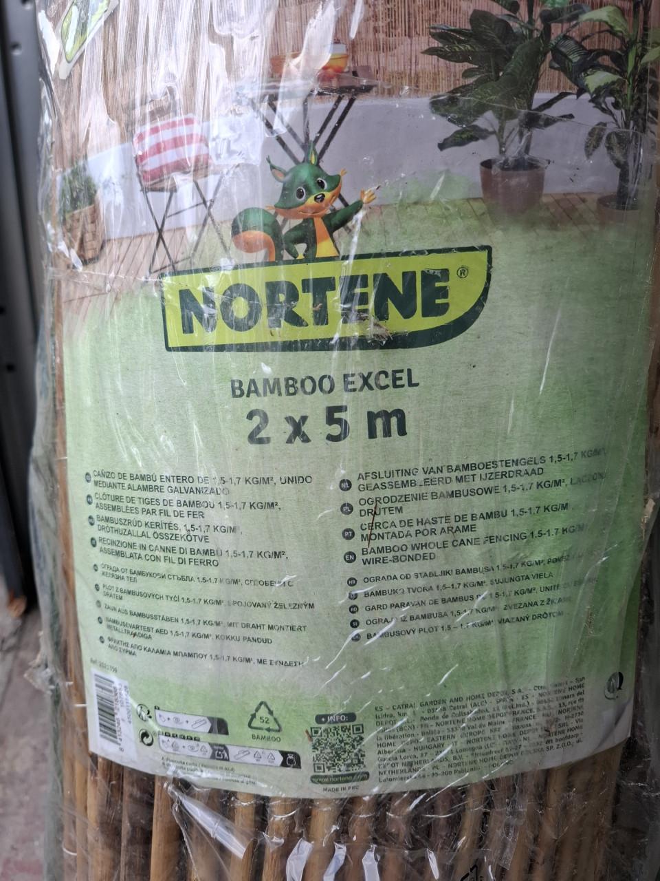 Bamboe tuinafscheiding