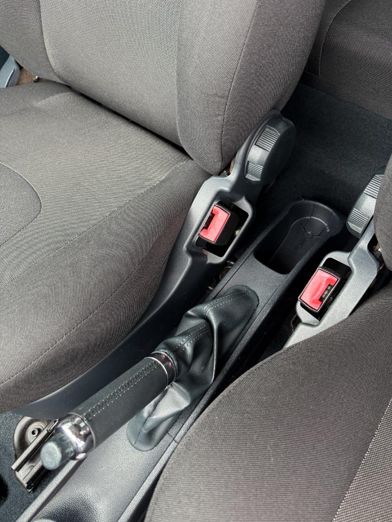 Ford KA 1.2 metal - airco - lage kmstand