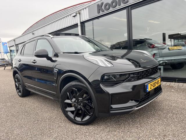 Lynk & Co 01 1.5 261pk phev 7dcth , black edition , panodak , adaptive cc ,