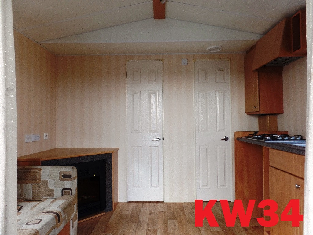 Diverse modellen compacte stacaravans en chalets met 1, 2 of 3 slk te koop