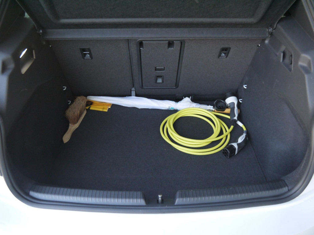 Volkswagen Id.3 first plus 58 kwh