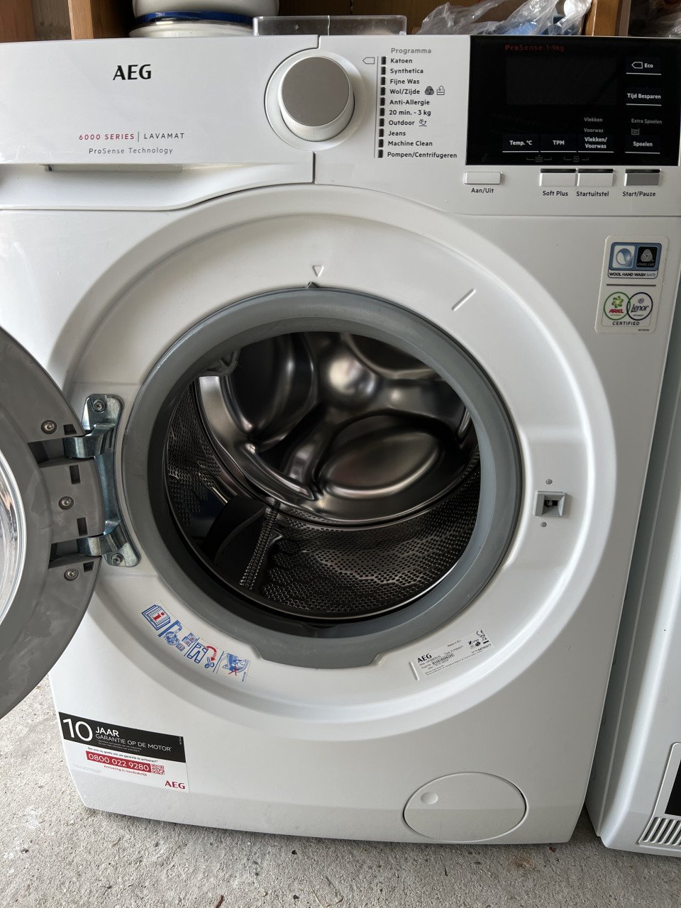 AEG T8DB84GW 8000 serie AbsoluteCare Warmtepompdroger 8 kg. Trommel
