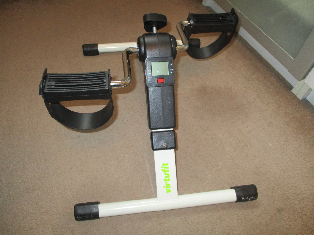 Handfiets / armtrainer        beentrainer