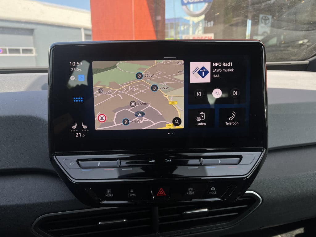 Volkswagen Id.3 life 58 kwh | camera | carplay | stoelverw.