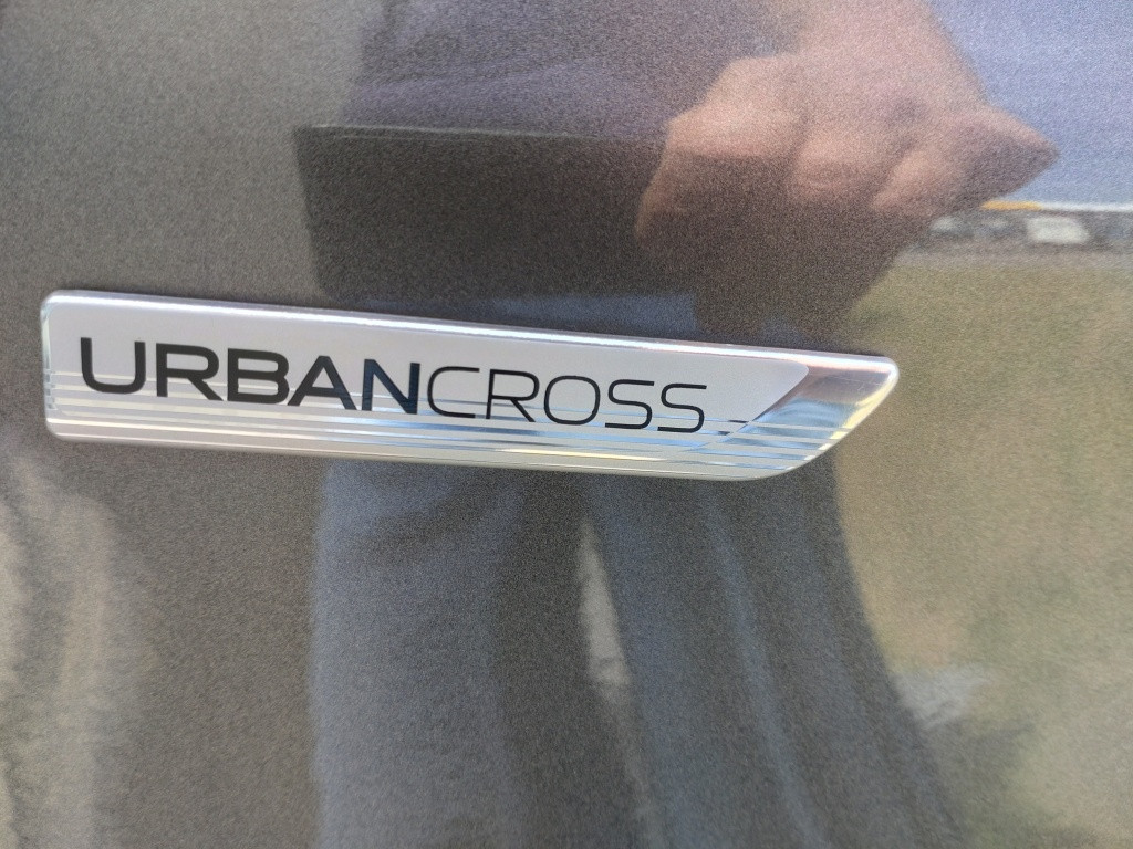 Peugeot 2008 1.2i puretech urban cross