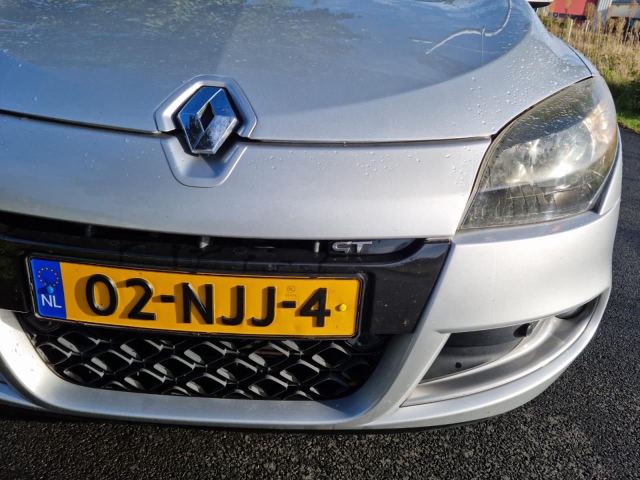 Renault megane grandtour 1.4i gt bj 2010 130 pk 189.000km € 4.950,-