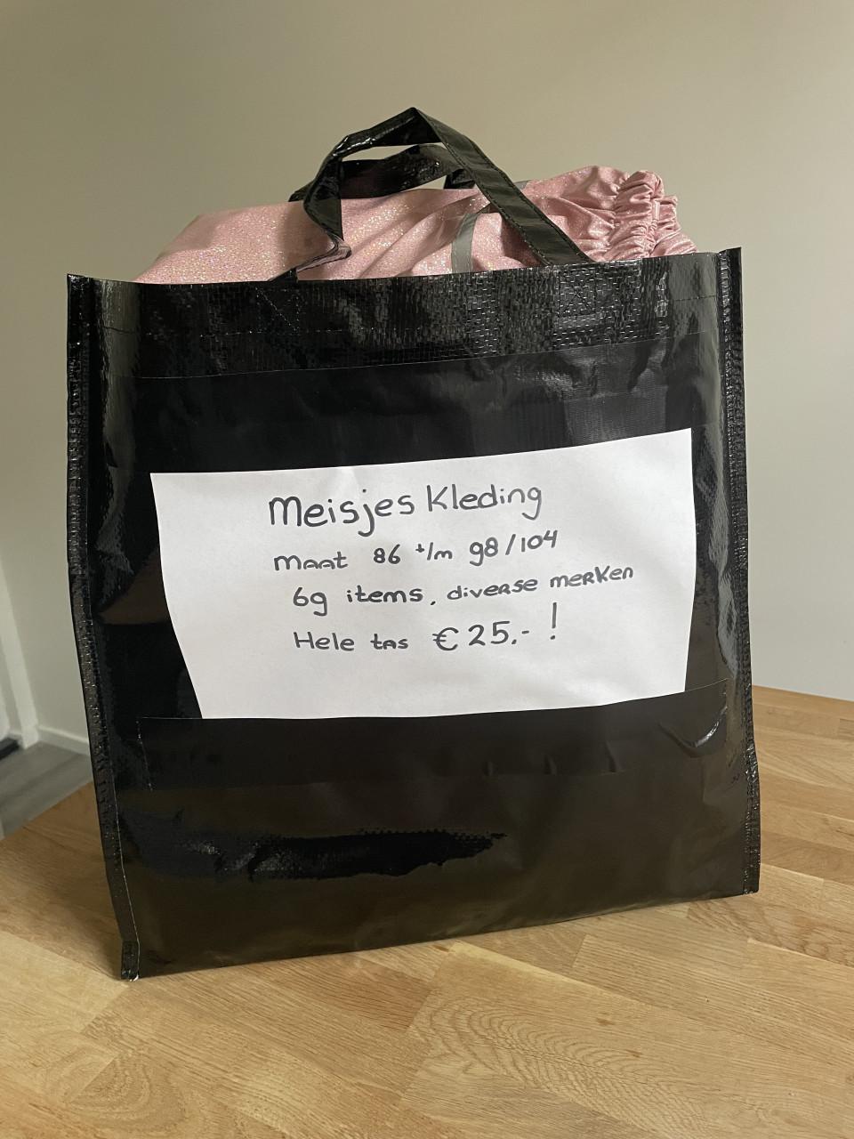 Meisjeskleding pakket maat 86 t/m 98/104
