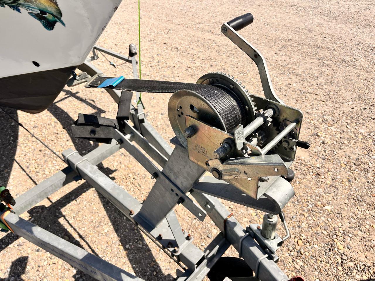 Complete en Zeer nette Jeanneau Visboot inclusief Kalf trailer!!