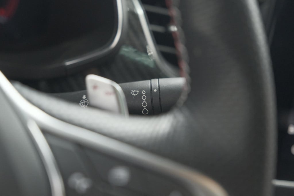 Renault Arkana mild hybrid 140 edc r.s. line | schuif-/ kanteldak | camera 