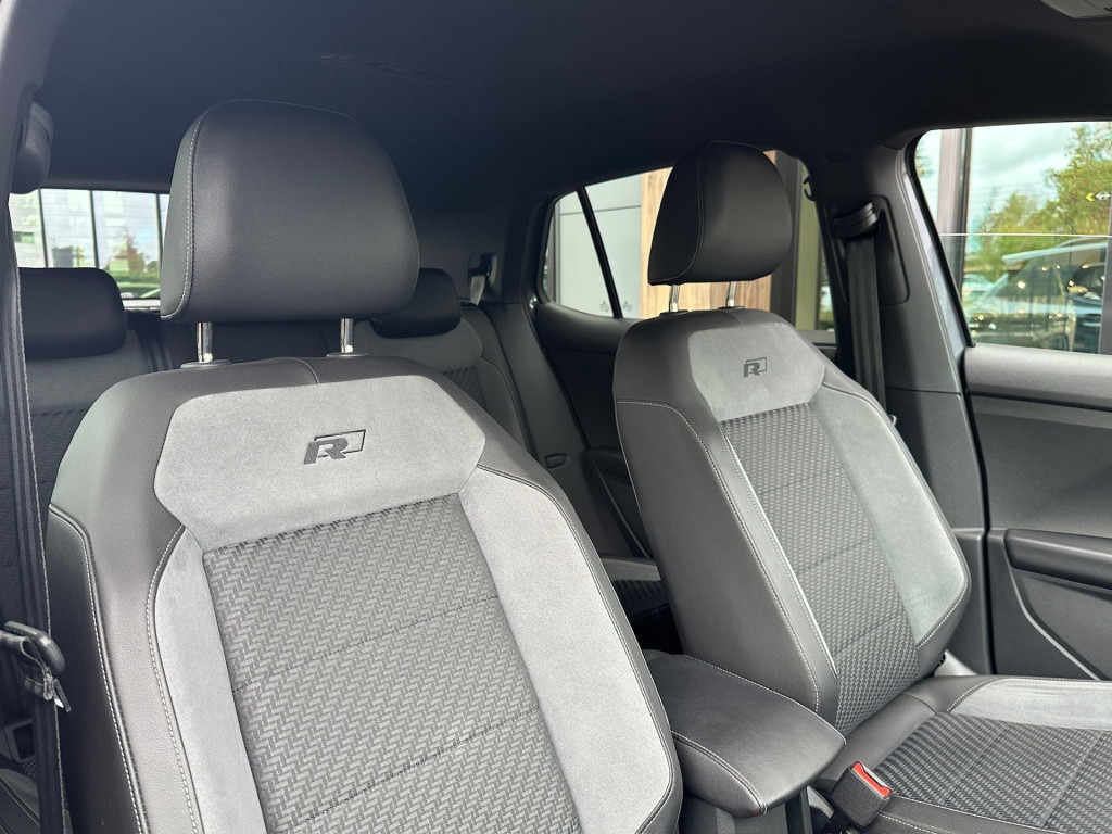 Volkswagen T-cross 1.5 tsi 150pk dsg 2x r-line | camera | virtual cockpit |