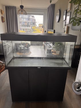 Aquarium juwel 180