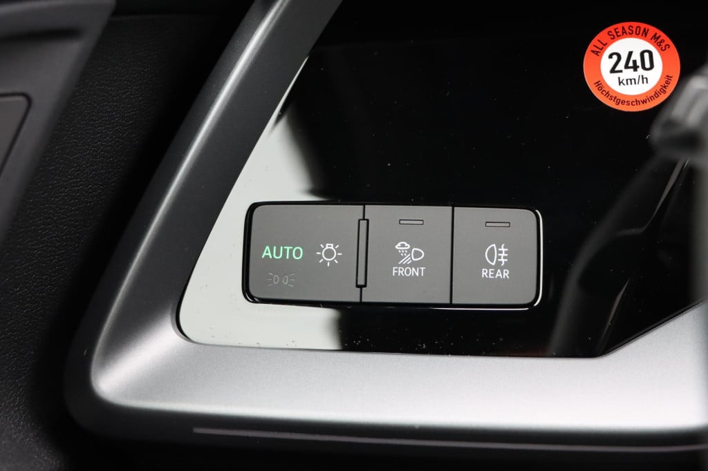 Audi A3 sportback 35 tsi s edition 150pk s-tronic | full options!