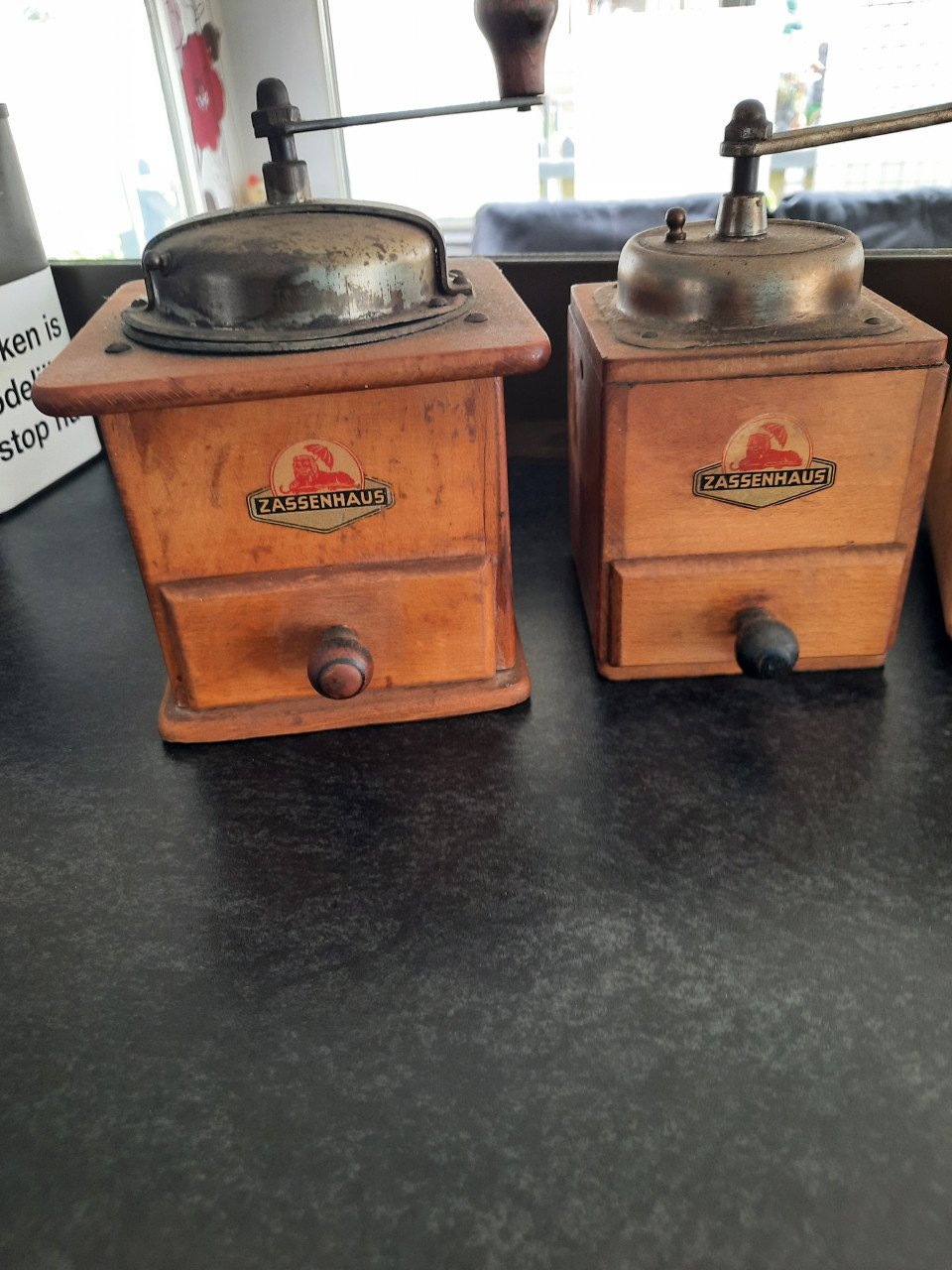"Zassenhaus" koffiemolens 5 stuks.