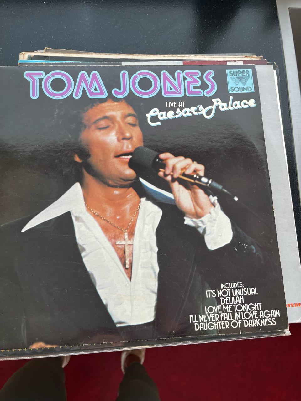 Lp’s. Tom Jones.