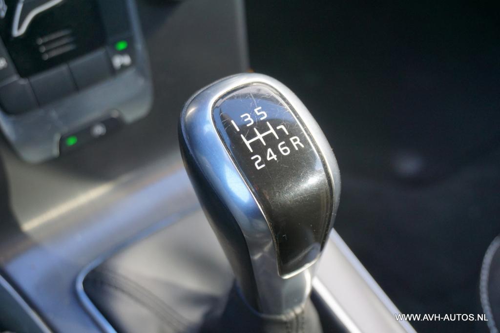 Volvo V40 2.0 d2 r-design business