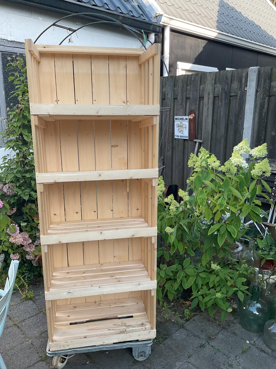 Houten tuinkast