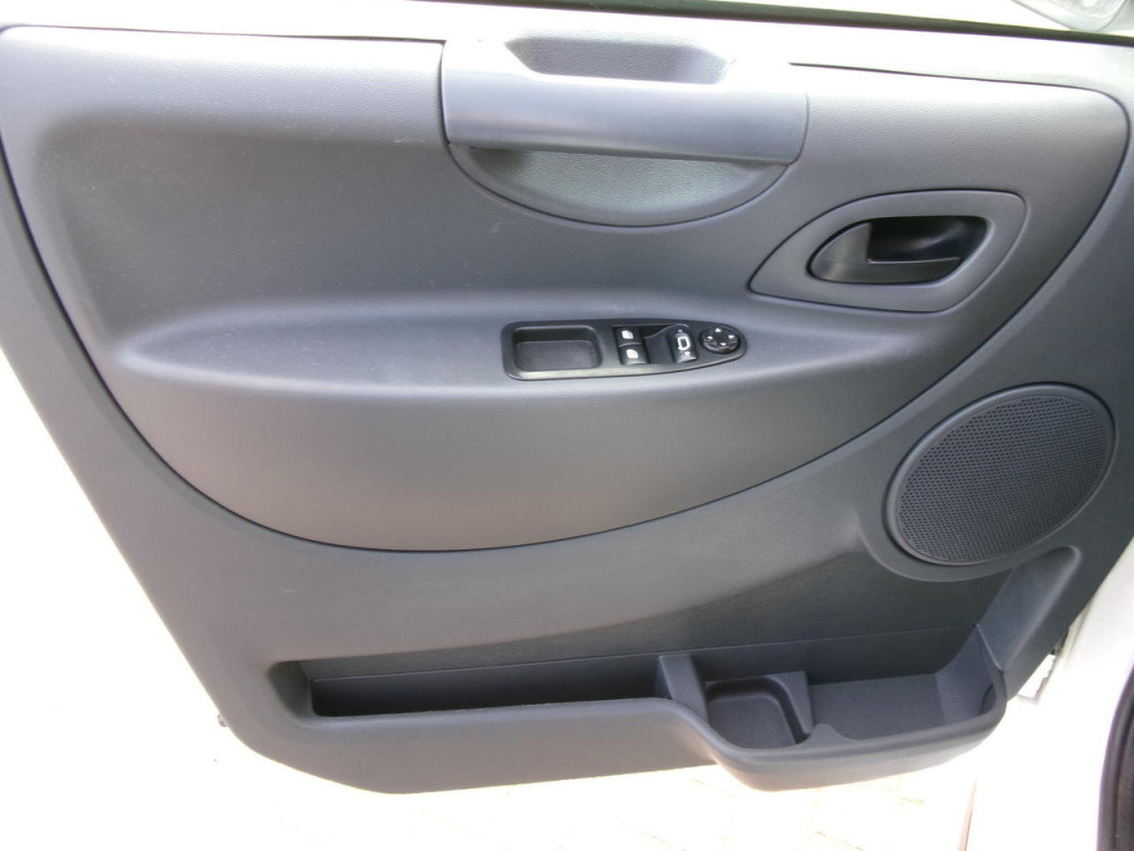 Citroen Jumpy 1.6 hdi l1/h1 airco, cr.control, side-bars