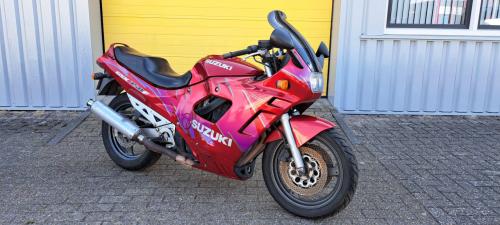 Suzuki GSX 750 F Verkocht