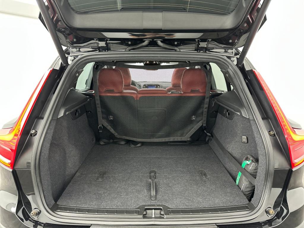 Volvo XC40 t5 248pk awd intro ed| pano| 360camera| adap.cruise| leder