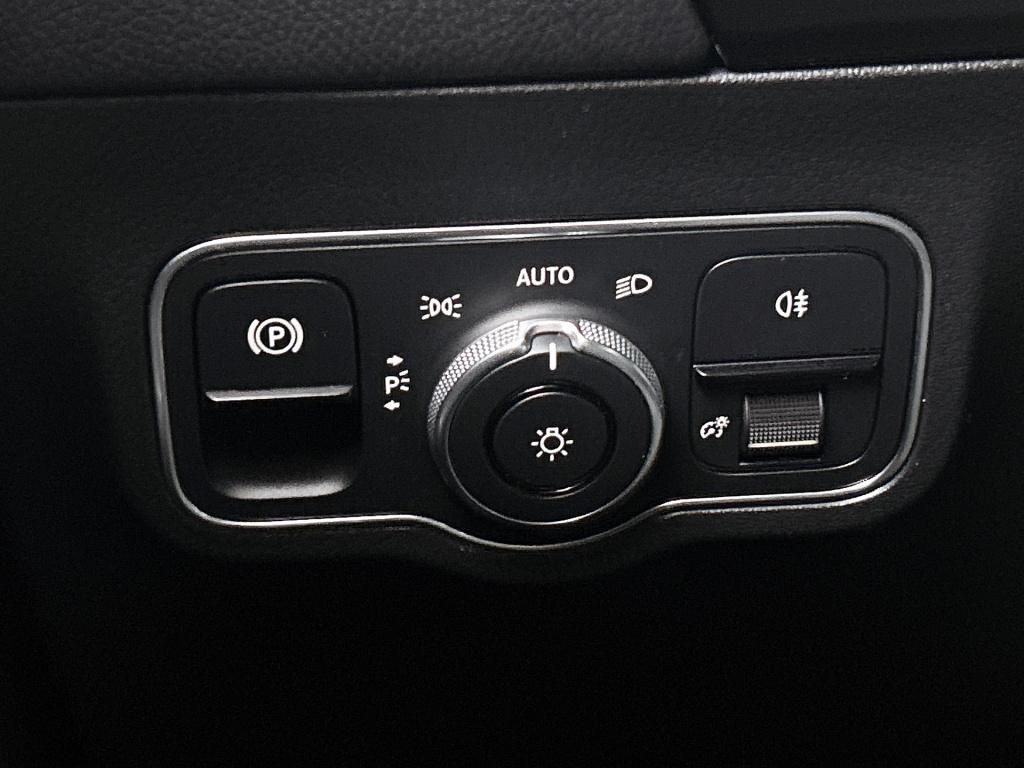 Mercedes-Benz B-Klasse 180 business solution ledkoplampen | achteruitrijcam