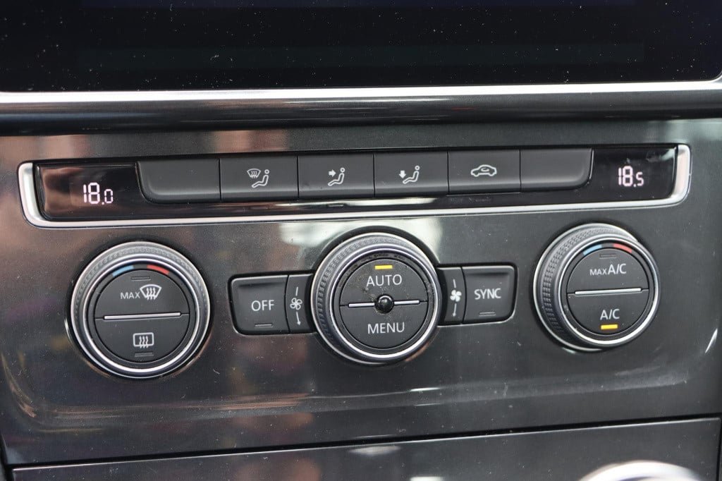 Volkswagen Golf 1.0 tsi comfortline business 115pk