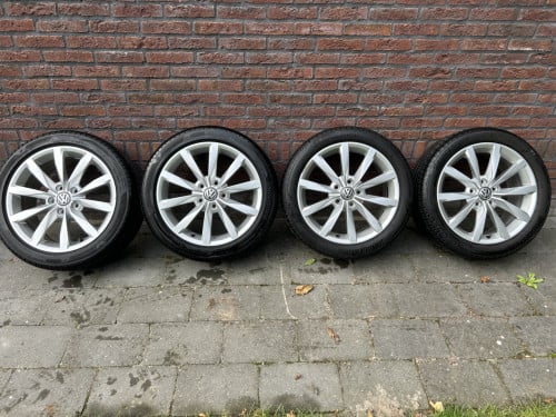 Originele volkswagen velgen 17 inch