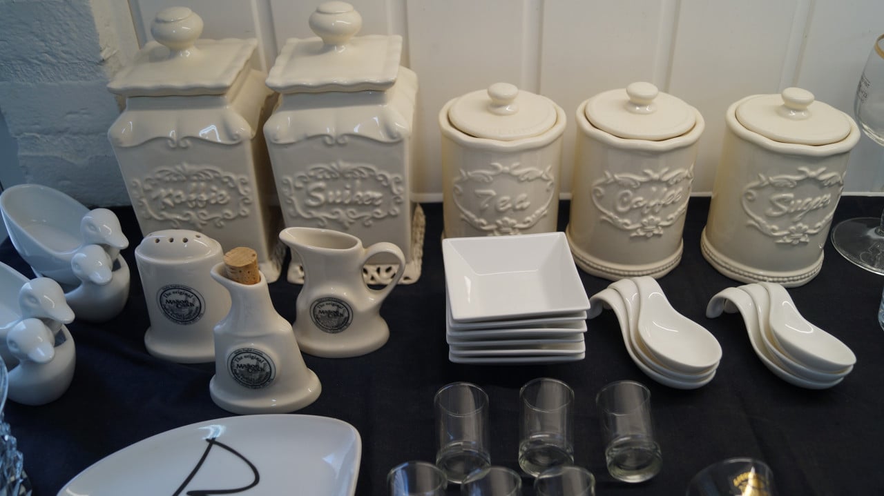 Diverse keuken / gebruiksspullen en glaswerk