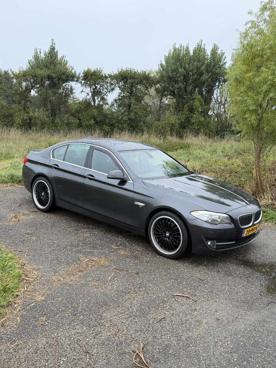 BMW 5-serie F10 3.0 6-Cilinder 8-AUT M-Sport CarPlay 20inch