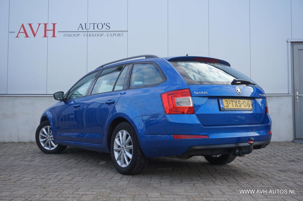 Skoda Octavia combi 1.4 tsi greentech ambition businessline dsg