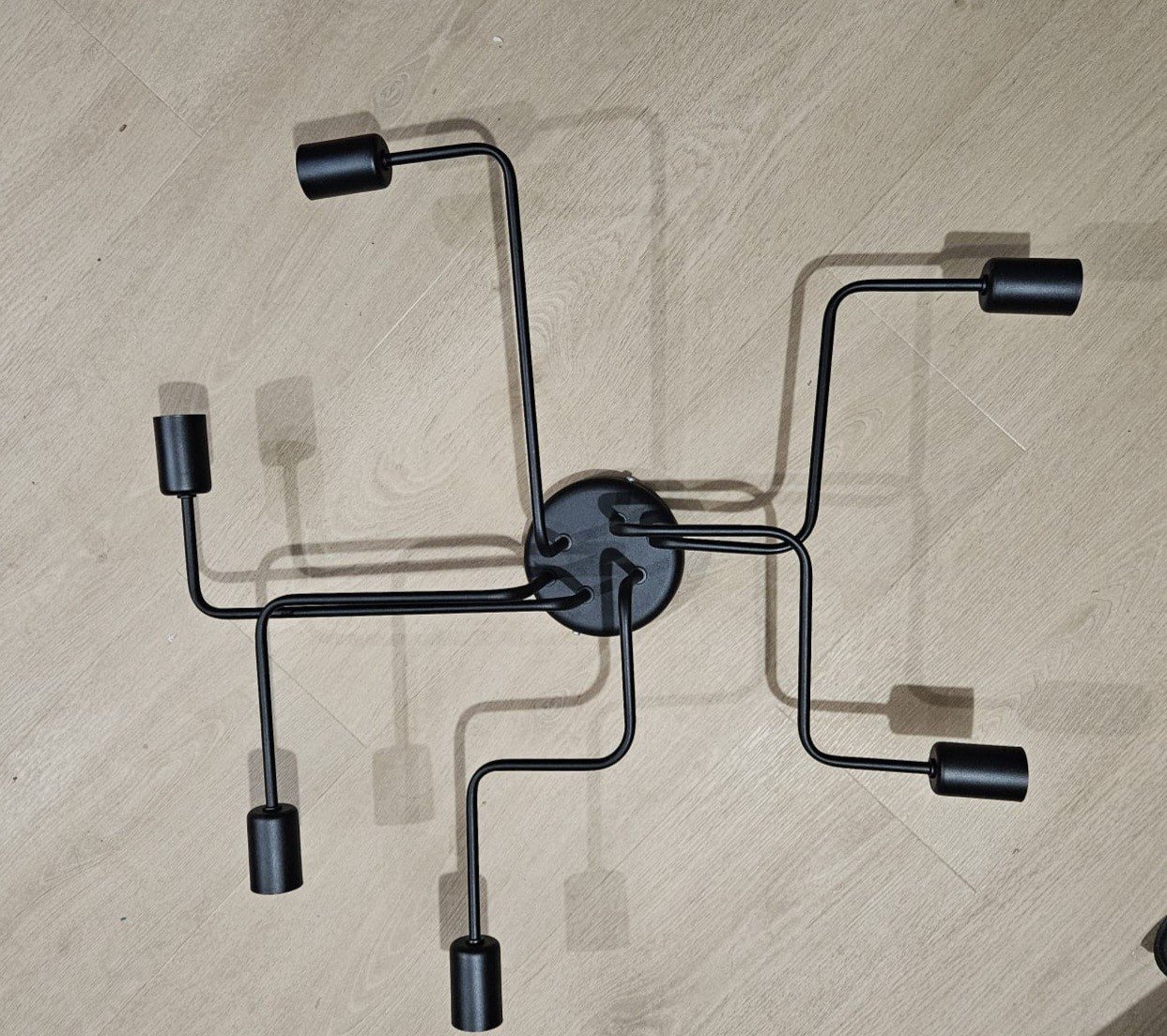 Zwarte plafondlamp met 6 lichtpunten 70x70