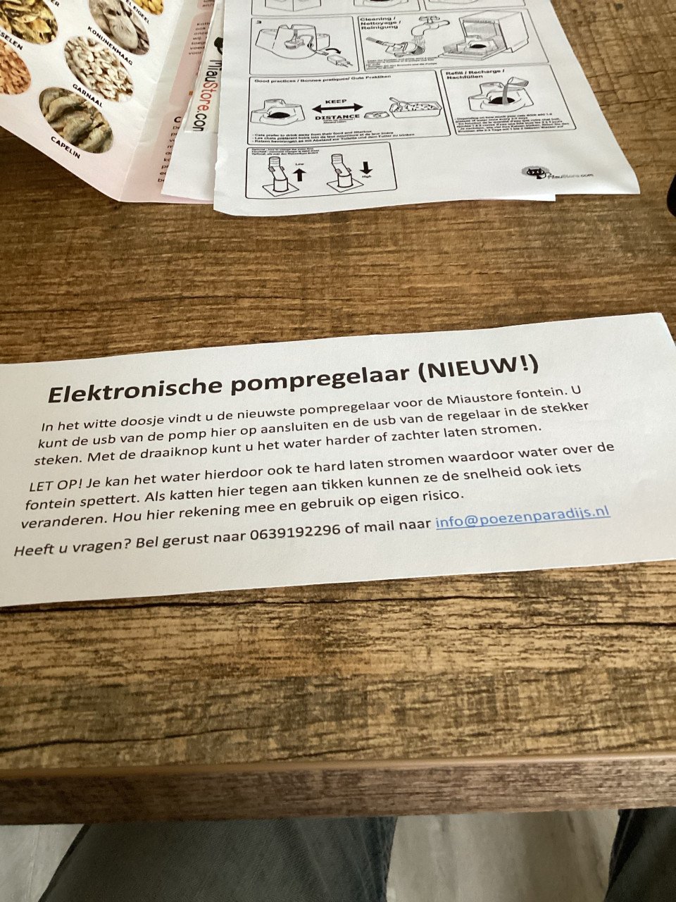 Miaustore kleine keramische drinkfontein