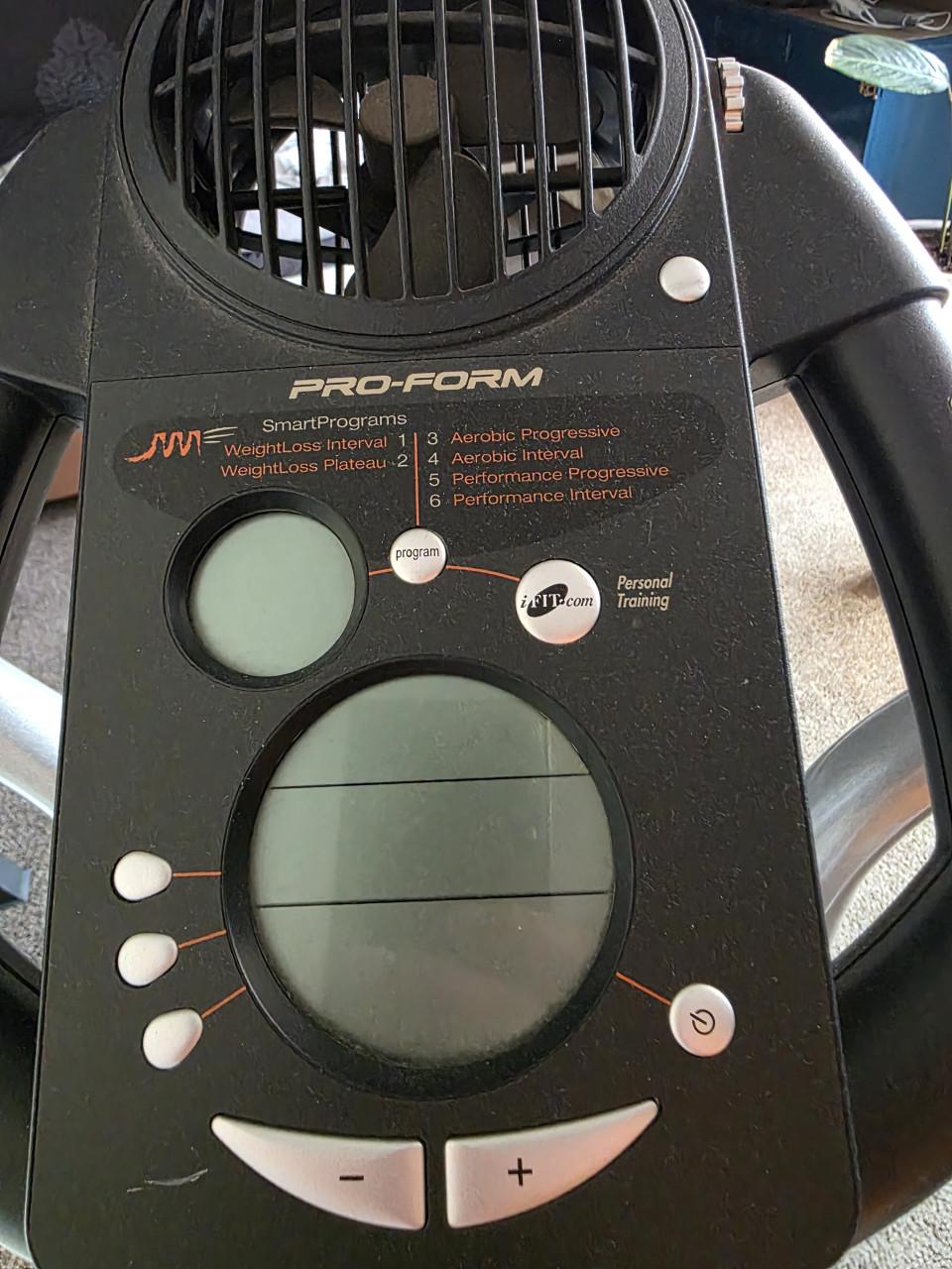 Crosstrainer ProForm 565 EKG Crosstrainer – degelijk kwaliteitsapparaat