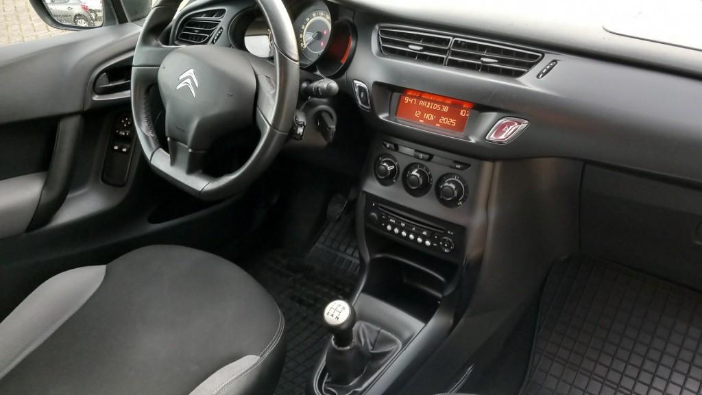 Citroen C3 1.0 Pure Tech Attraction 5drs bj:2015 airco 129.000km apk 2027