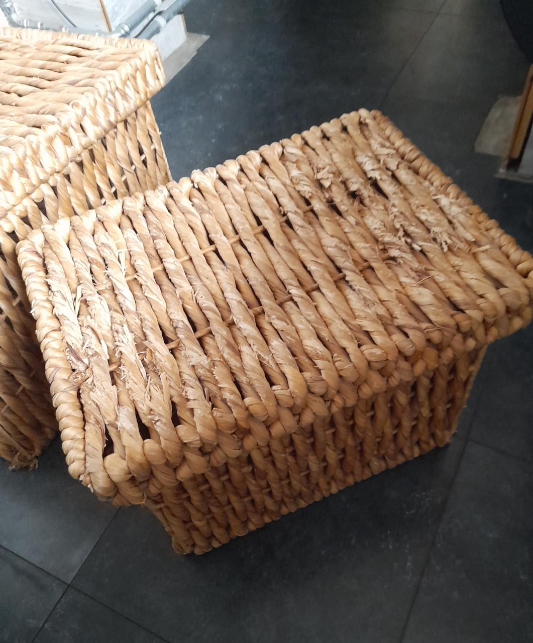 2 mooie rieten manden