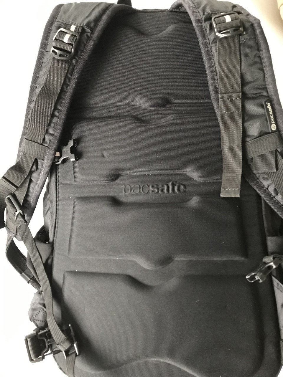 Pacsafe 25 ltr rugzak
