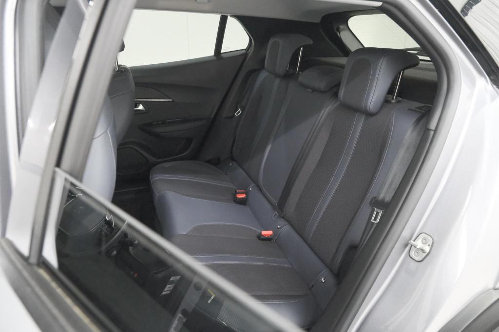 Peugeot 2008 puretech 130 eat8 allure | trekhaak afneembaar | camera | navi