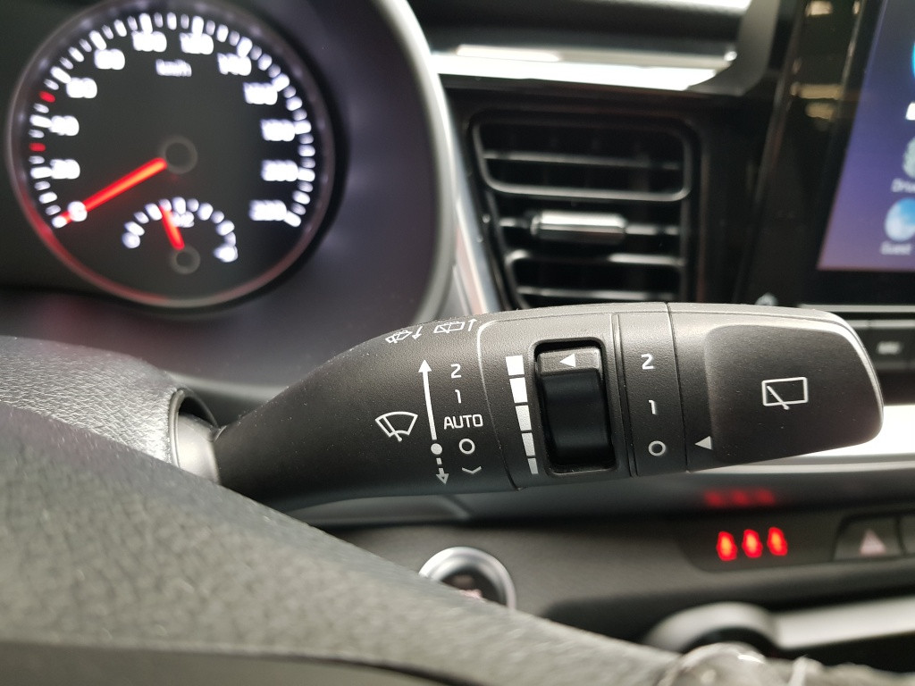 Kia Stonic mhev dynamicplusline 100pk