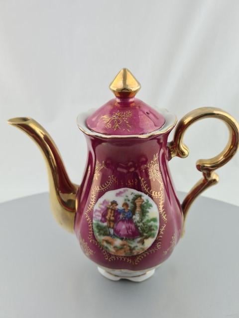 Thee servies Limoges style