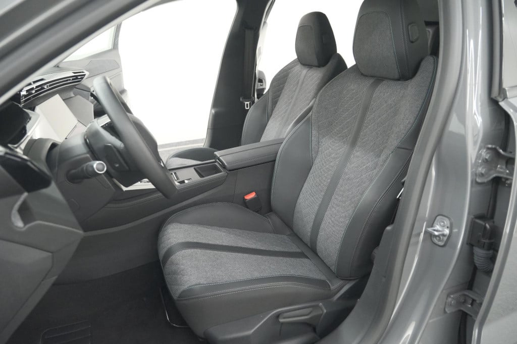 Peugeot 408 1.2 hybrid 136 e-dcs6 allure | 360 camera | navigatie | parkeer