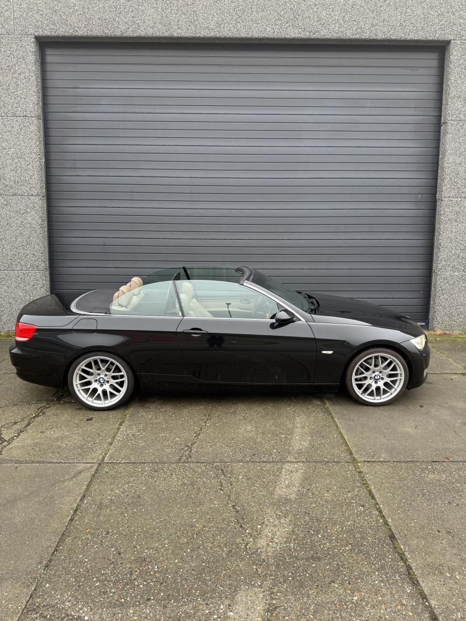 BMW 325i Cabriolet 2007 145DKM