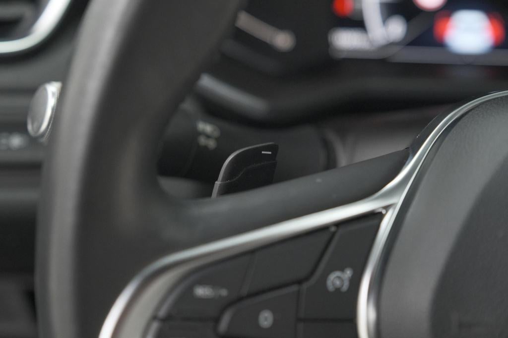 Renault Clio tce 130 edc intens | 360 camera | apple carplay | parkeersenso