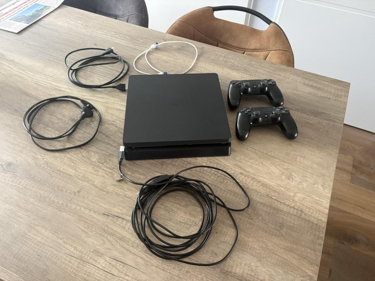 PlayStation 4
