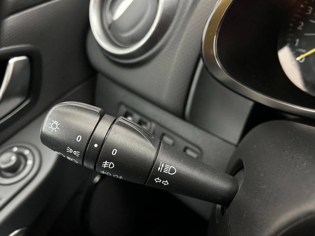 Renault Clio occasion 0.9 tce dynamique | rood | tweedehands renault clio |